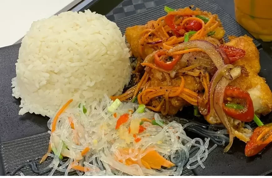 Saap Saap Thai Menu
